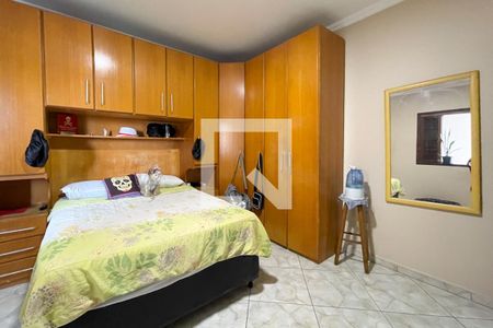 Casa à venda com 247m², 3 quartos e 4 vagas Casa à venda com 247m², 3 quartos e 4 vagasQuarto 1