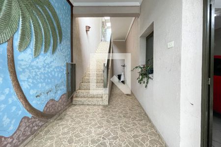 Casa à venda com 247m², 3 quartos e 4 vagas Casa à venda com 247m², 3 quartos e 4 vagasEntrada