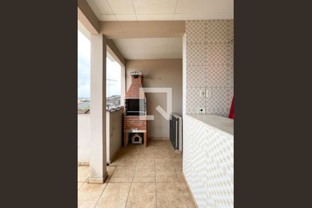 Casa à venda com 247m², 3 quartos e 4 vagas Casa à venda com 247m², 3 quartos e 4 vagasÁrea - Churrasqueira