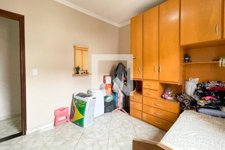 Casa à venda com 247m², 3 quartos e 4 vagas Casa à venda com 247m², 3 quartos e 4 vagasQuarto 2