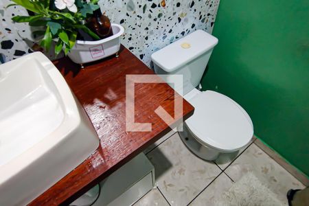 Casa à venda com 852m², 4 quartos e 6 vagas Casa à venda com 852m², 4 quartos e 6 vagasbanheiro social