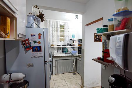 Casa à venda com 852m², 4 quartos e 6 vagas Casa à venda com 852m², 4 quartos e 6 vagascozinha