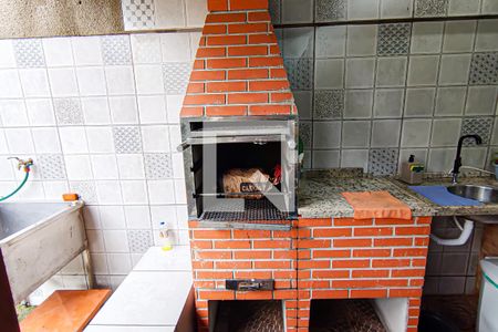 Casa à venda com 852m², 4 quartos e 6 vagas Casa à venda com 852m², 4 quartos e 6 vagasvaranda - area de lazer