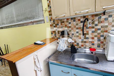 Casa à venda com 852m², 4 quartos e 6 vagas Casa à venda com 852m², 4 quartos e 6 vagasterraço - copa