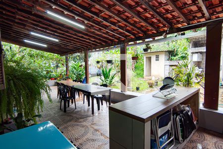 Casa à venda com 852m², 4 quartos e 6 vagas Casa à venda com 852m², 4 quartos e 6 vagasvaranda - area de lazer