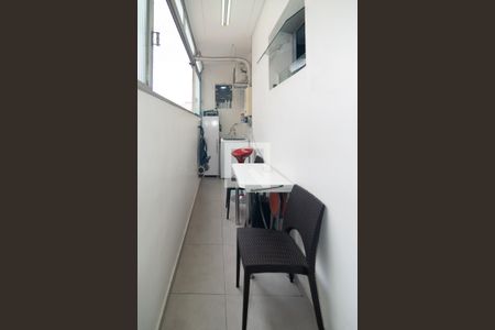 Apartamento à venda com 109m², 2 quartos e sem vaga Apartamento à venda com 109m², 2 quartos e sem vagaÁrea de Serviço