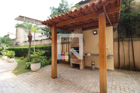 Apartamento para alugar com 44m², 2 quartos e 1 vagaÁrea comum - Churrasqueira