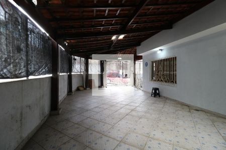 Casa à venda com 193m², 3 quartos e 4 vagasGaragem