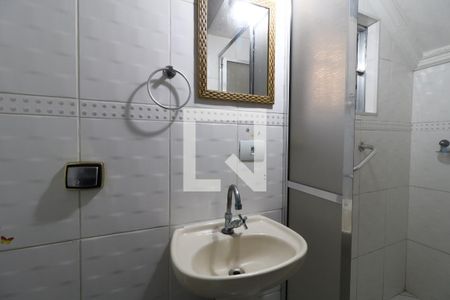Casa à venda com 193m², 3 quartos e 4 vagasBanheiro Piso Inferior