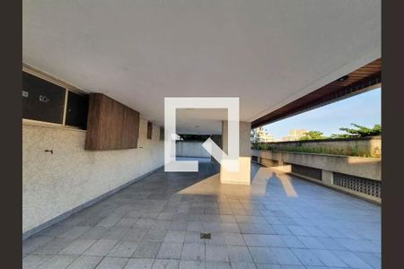 Apartamento à venda com 104m², 2 quartos e 1 vagaÁrea comum