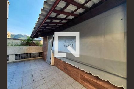 Apartamento à venda com 104m², 2 quartos e 1 vagaÁrea comum