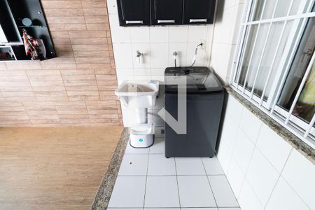 Casa à venda com 129m², 3 quartos e 1 vaga Casa à venda com 129m², 3 quartos e 1 vagaQuintal