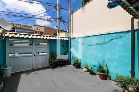 Casa à venda com 129m², 3 quartos e 1 vaga Casa à venda com 129m², 3 quartos e 1 vagaQuintal