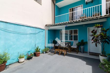 Casa à venda com 129m², 3 quartos e 1 vaga Casa à venda com 129m², 3 quartos e 1 vagaQuintal