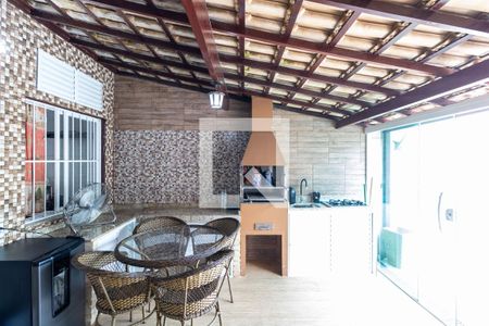 Casa à venda com 129m², 3 quartos e 1 vaga Casa à venda com 129m², 3 quartos e 1 vagaQuintal