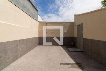 Casa à venda com 129m², 3 quartos e 1 vaga Casa à venda com 129m², 3 quartos e 1 vagaQuintal