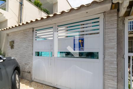 Casa à venda com 129m², 3 quartos e 1 vaga Casa à venda com 129m², 3 quartos e 1 vagaPlaquinha