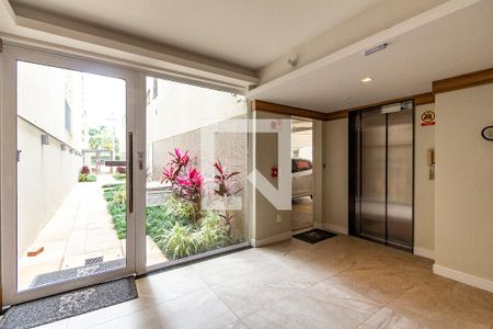 Apartamento para alugar com 67m², 2 quartos e 1 vagaHall social