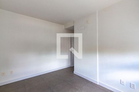 Suíte de apartamento para alugar com 2 quartos, 67m² em Menino Deus, Porto Alegre