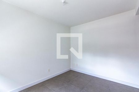 Apartamento para alugar com 67m², 2 quartos e 1 vagaSuíte