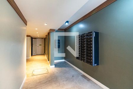 Apartamento para alugar com 67m², 2 quartos e 1 vagaHall social