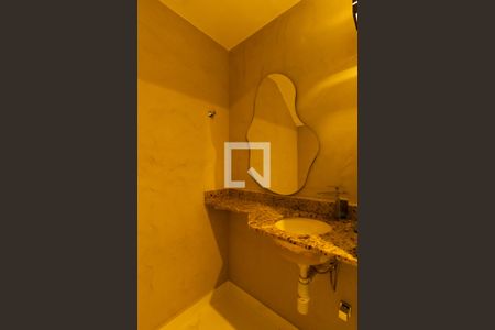 Apartamento à venda com 58m², 1 quarto e 1 vaga Apartamento à venda com 58m², 1 quarto e 1 vagaDetalhe do lavabo