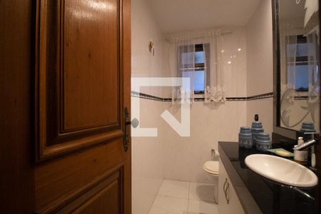 Apartamento à venda com 179m², 3 quartos e 3 vagasBanheiro social 2