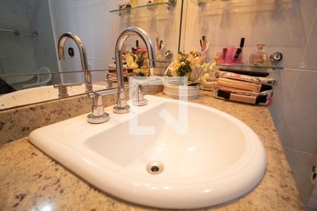 Apartamento à venda com 179m², 3 quartos e 3 vagasBanheiro da Suíte - torneira da pia