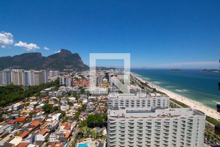Apartamento à venda com 179m², 3 quartos e 3 vagasCobertura - Vista para a praia