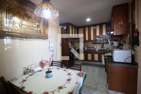 Apartamento à venda com 179m², 3 quartos e 3 vagasCozinha