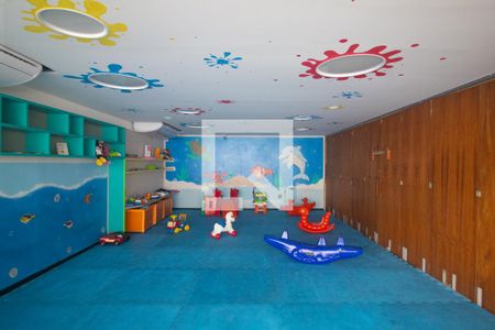 Apartamento à venda com 179m², 3 quartos e 3 vagasÁrea comum - Brinquedoteca