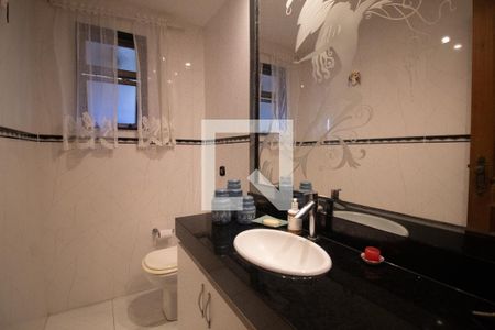 Apartamento à venda com 179m², 3 quartos e 3 vagasBanheiro social 2