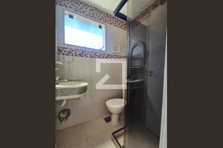 Apartamento à venda com 319m², 4 quartos e 3 vagas Apartamento à venda com 319m², 4 quartos e 3 vagasBanheiro