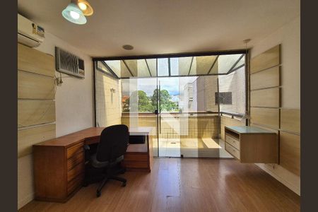 Apartamento à venda com 319m², 4 quartos e 3 vagas Apartamento à venda com 319m², 4 quartos e 3 vagasQuarto 1