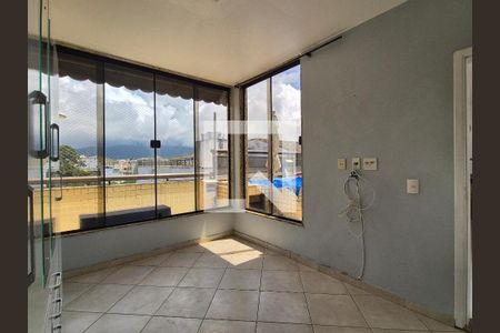 Apartamento à venda com 319m², 4 quartos e 3 vagas Apartamento à venda com 319m², 4 quartos e 3 vagas Quarto 3