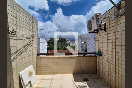 Apartamento à venda com 319m², 4 quartos e 3 vagas Apartamento à venda com 319m², 4 quartos e 3 vagasÁrea de Serviço