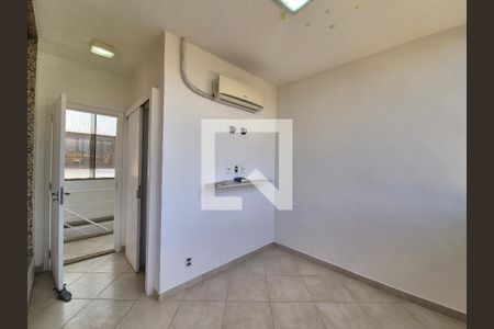 Apartamento à venda com 319m², 4 quartos e 3 vagas Apartamento à venda com 319m², 4 quartos e 3 vagas Quarto 2
