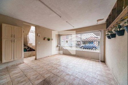 Casa à venda com 100m², 3 quartos e 2 vagas Casa à venda com 100m², 3 quartos e 2 vagasGaragem