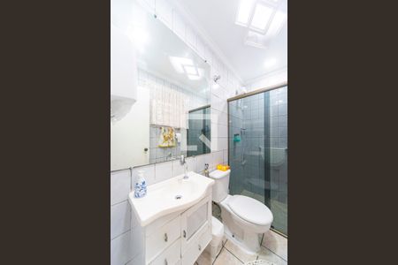 Casa à venda com 100m², 3 quartos e 2 vagas Casa à venda com 100m², 3 quartos e 2 vagasBanheiro Social