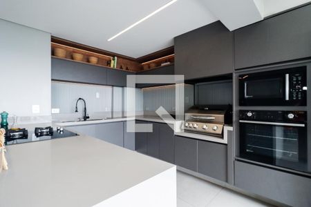 Apartamento à venda com 164m², 2 quartos e 3 vagas Apartamento à venda com 164m², 2 quartos e 3 vagasCozinha