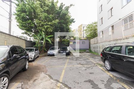 Apartamento à venda com 42m², 2 quartos e 1 vaga Apartamento à venda com 42m², 2 quartos e 1 vagaEstacionamento