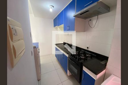 Cozinha e Área de Serviço de apartamento para alugar com 2 quartos, 62m² em Todos Os Santos, Rio de Janeiro