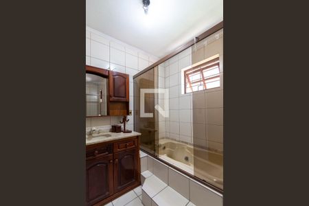 Casa à venda com 115m², 3 quartos e 1 vaga Casa à venda com 115m², 3 quartos e 1 vagaBanheiro 2