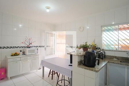 Casa de condomínio à venda com 148m², 3 quartos e 1 vagaCozinha