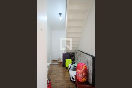 Escada de casa de condomínio à venda com 3 quartos, 148m² em Penha de França, São Paulo