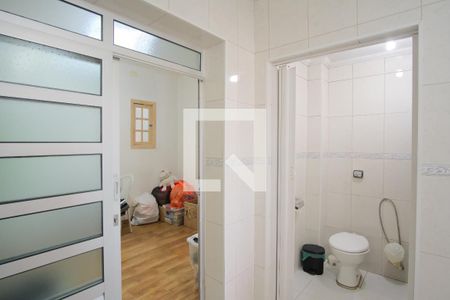 Casa de condomínio à venda com 148m², 3 quartos e 1 vagaBanheiro da Suíte