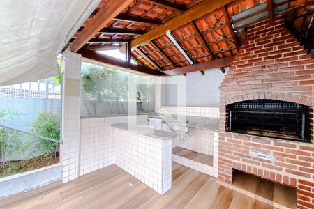 Apartamento à venda com 100m², 2 quartos e 2 vagasÁrea comum - Churrasqueira