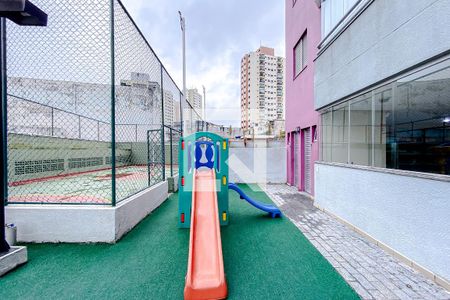 Apartamento à venda com 100m², 2 quartos e 2 vagasÁrea comum - Playground