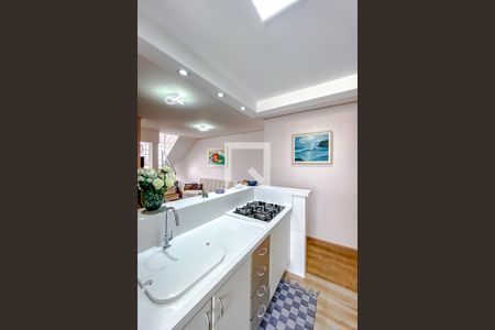 Apartamento à venda com 100m², 2 quartos e 2 vagasCozinha