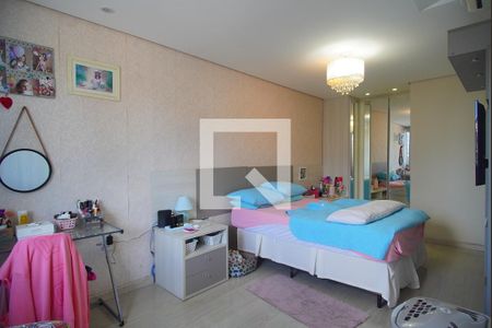 Casa de condomínio à venda com 125m², 3 quartos e 2 vagasSuíte